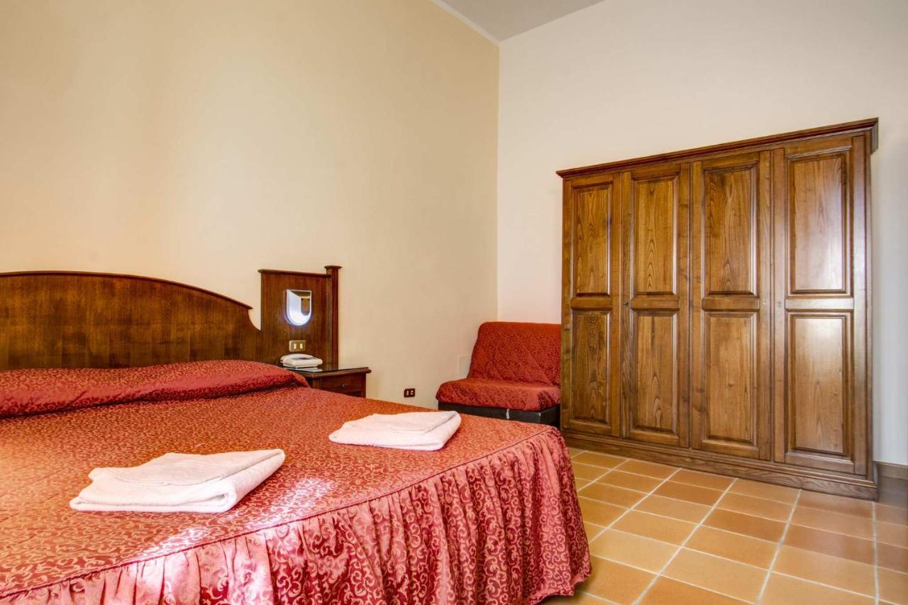 Hotel Residence Villa Rioddi Volterra Exterior foto
